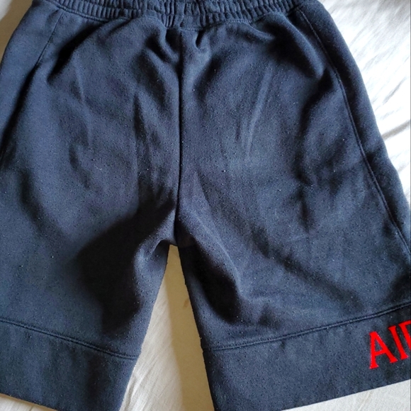 Nike Air Jordan Shorts M 10-12 yrs - Picture 4 of 6